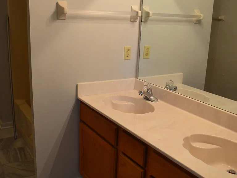 1176 Brady Hollow Ln #1 — Photo 10