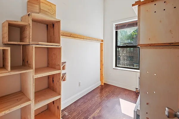 Rented by Oxford Property Group | media 19