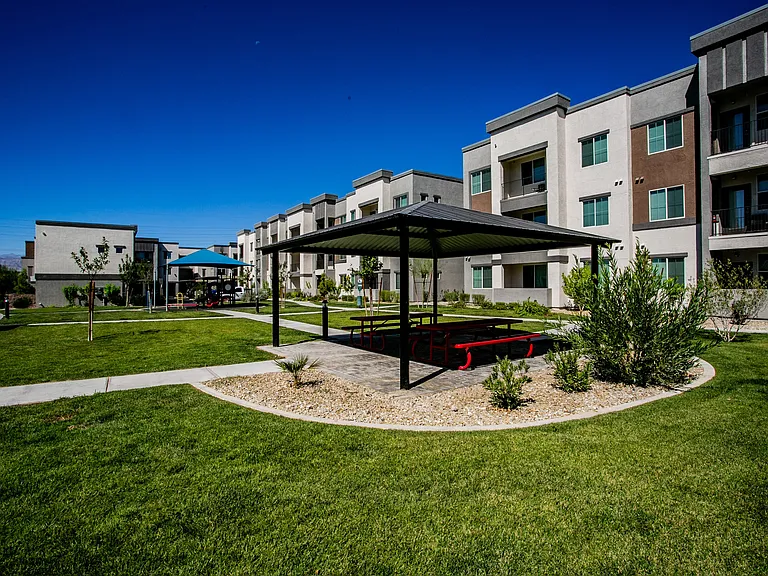 LeVante at Valley Vista — Photo 24