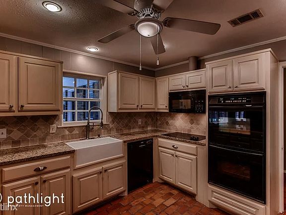 2nd image of 3918 Kazak Dr