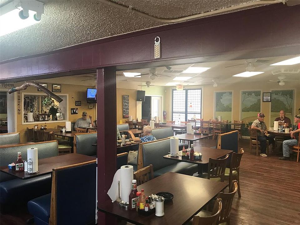 2nd image of 11100 Lake June Rd