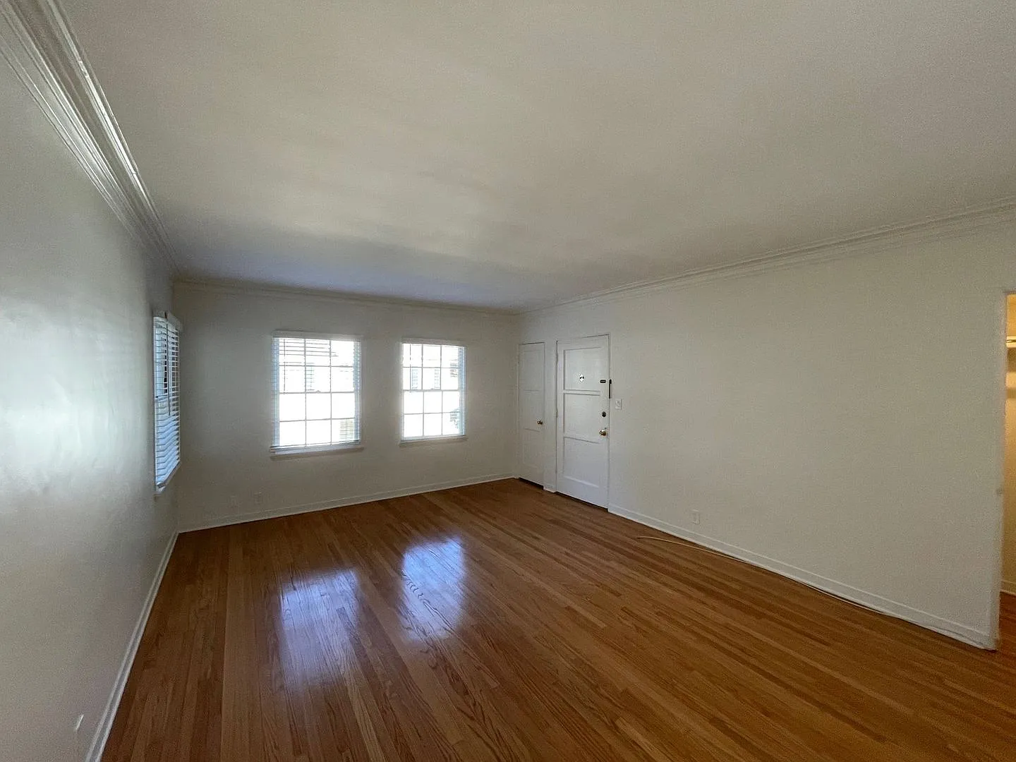 Find Your Perfect Place: You Forever Home Awaits! — Photo 4