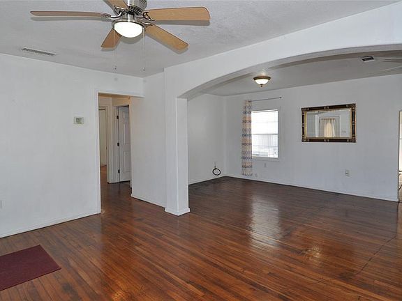 5th image of 1417 Randall Pl