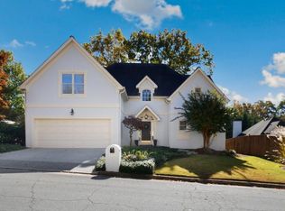 1745 Harts Run, Atlanta, GA 30341