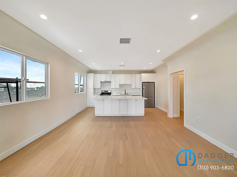 2800 Winter St #2 — Photo 8