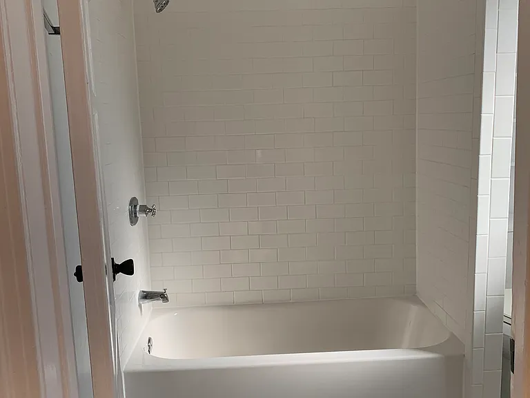 1275 N Hayworth Ave #106 — Photo 13