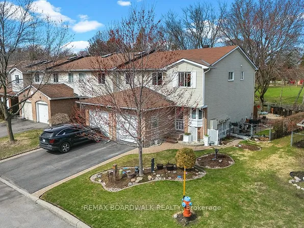 1111 Des Forets Ave, Ottawa, ON K1C 5K7