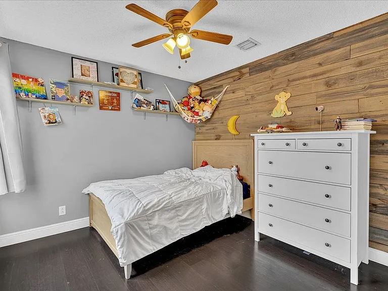 7145 Crescent Creek Way #7145 — Photo 13