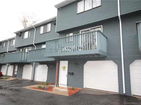 190 Churchill Dr, Newington, CT 06111