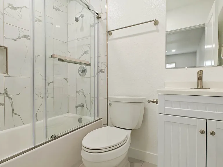 1626 Riverside Dr — Photo 22