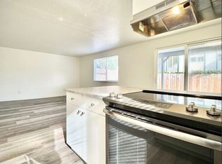 17618 80th Ct NE APT 2, Kenmore, WA 98028