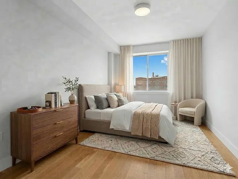 195 Spencer St #5B — Photo 3