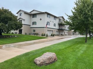 1102 Saint Luke Dr Unit 302, Spencer, IA 51301