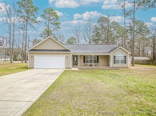 223 Apple Tree Cir, Raeford, NC 28376