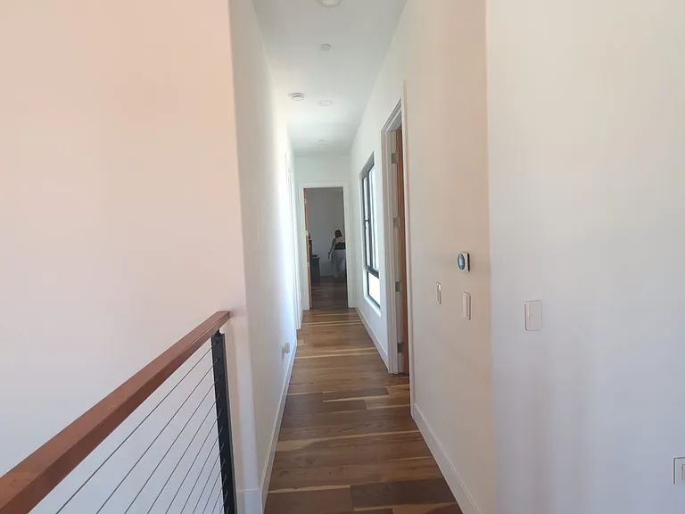 2464 Desire Ave — Photo 7