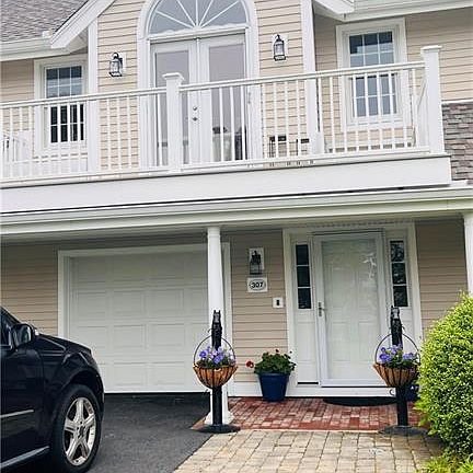 2nd image of 307 Corey Ln