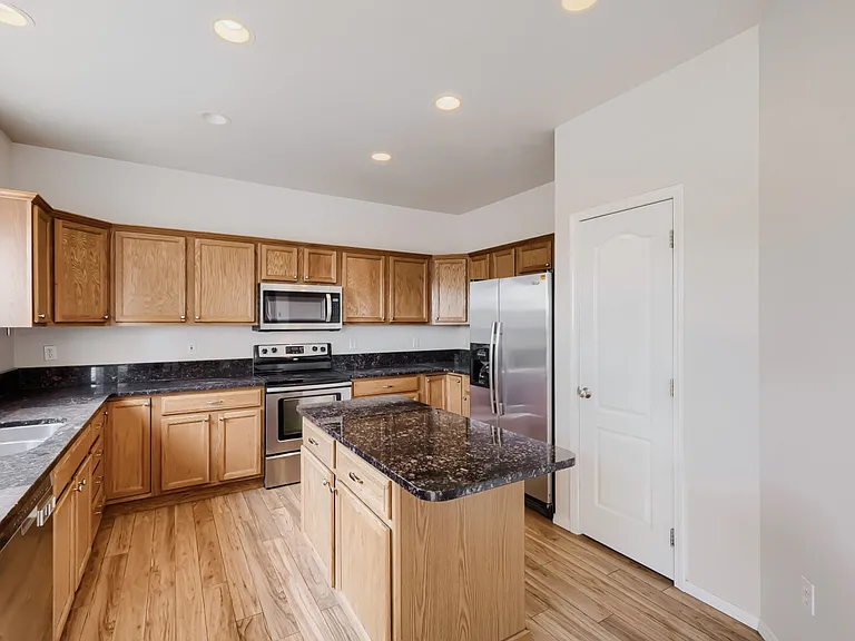 8870 Christy Ct — Photo 6