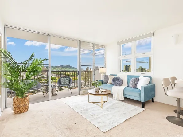 2754 Kuilei St APT 1704, Honolulu, HI 96826