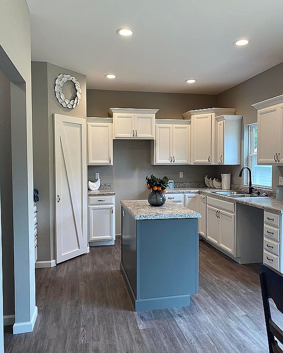 Soft Close drawers & doors