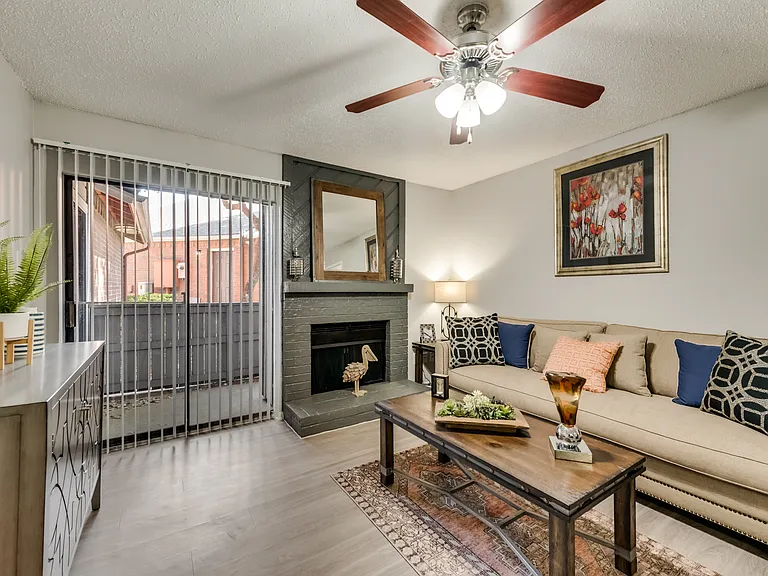 Villa Vista Apartments — Photo 9