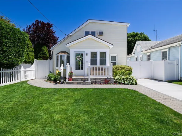 2589 Southard Avenue, Oceanside, NY 11572