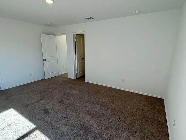5974 Companion Loop — Photo 11