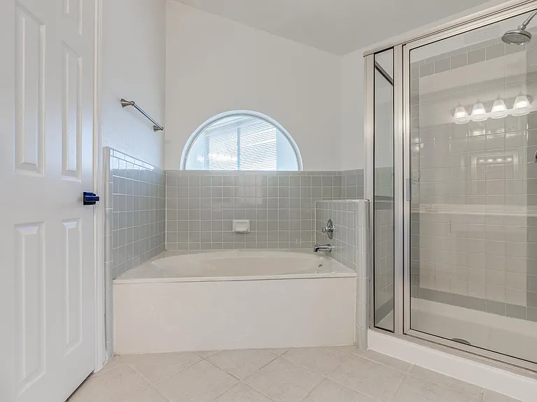 6841 Bellehaven Dr — Photo 14