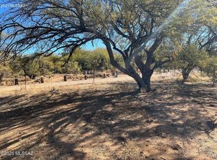 1111 W Hawk Way, Amado, AZ 85645