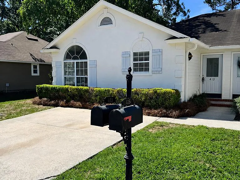 413 Georgetown Cir — Photo 3