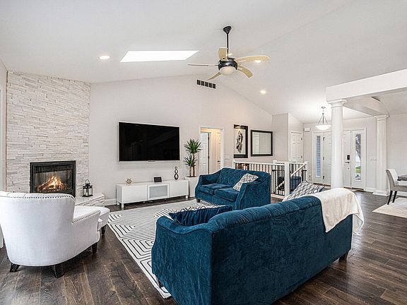 4th image of 5591 Pioneer Ave