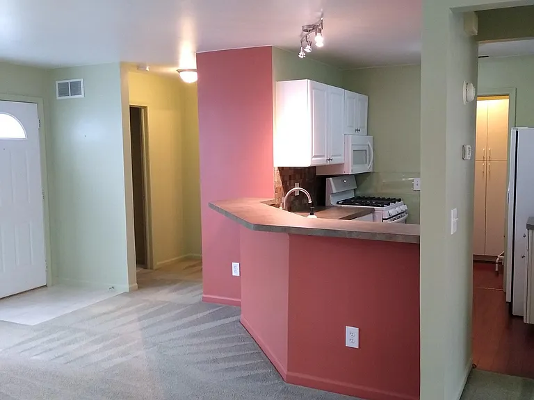 63 Rosebud Ln #63 — Photo 1