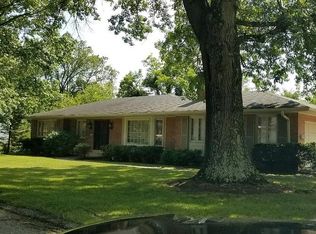 245 Watch Hill Rd, Fort Mitchell, KY 41011