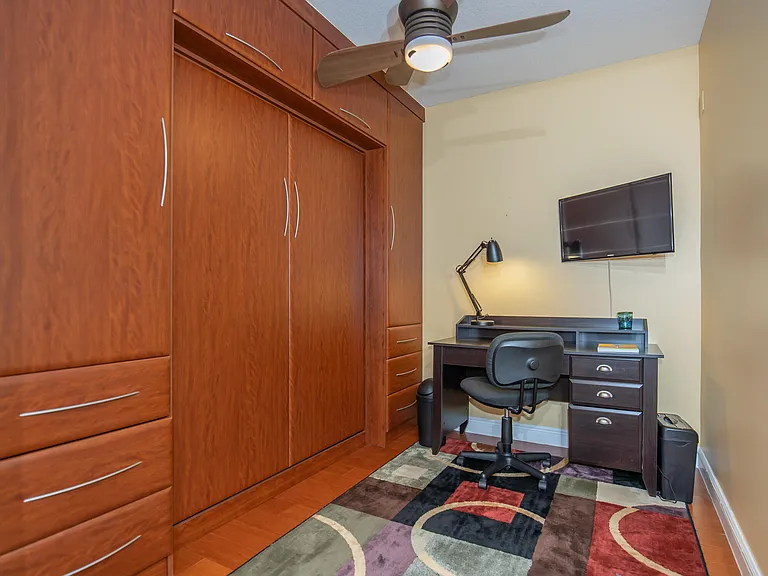 511 Lucerne Ave #401 — Photo 12
