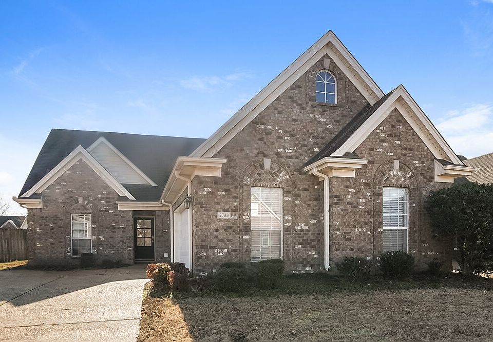 1st image of 2733 Graystone Dr