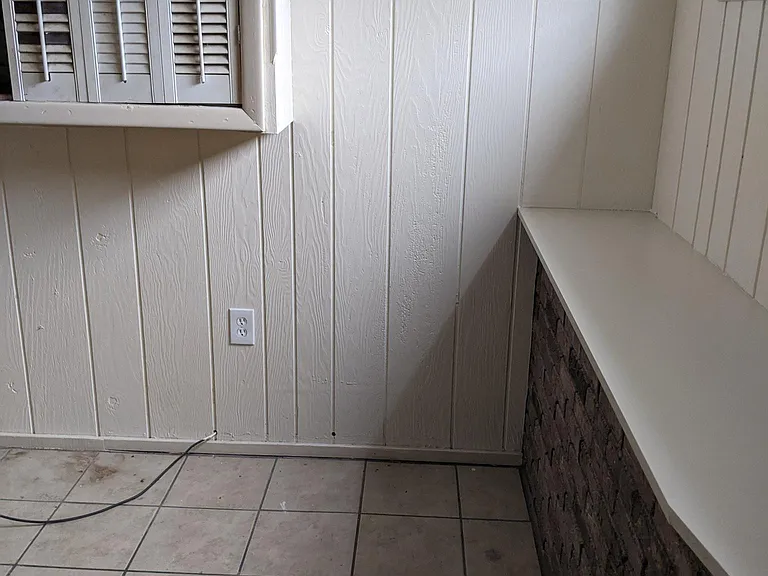 375 Berkshire Ave — Photo 11
