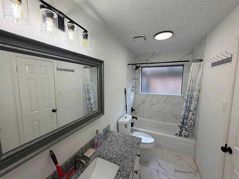 2644 Hadley Cir — Photo 21