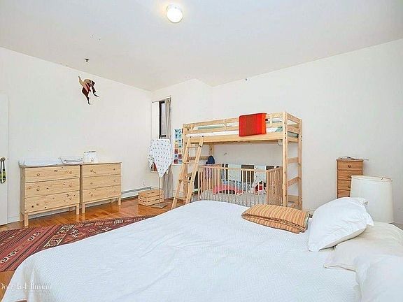 4th image of 270 W 119th St APT 5D