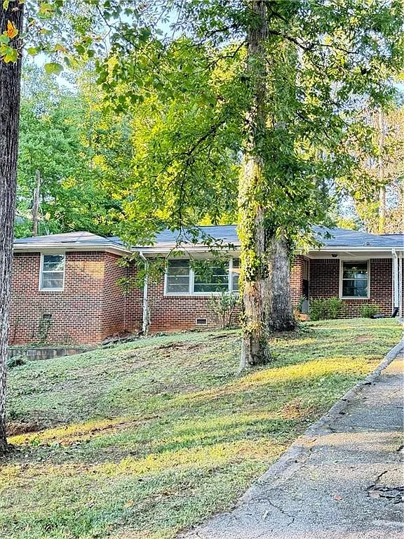 3 bed, 2.0 bath, 1630 sqft, $2,900 — Photo 1