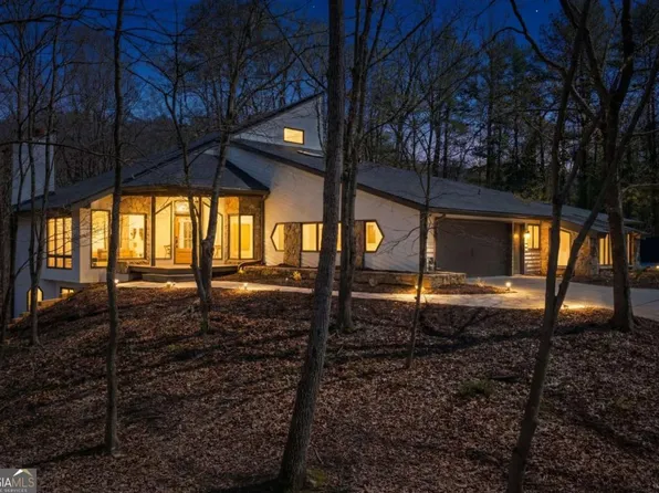 14 Ball Creek Way, Sandy Springs, GA 30350