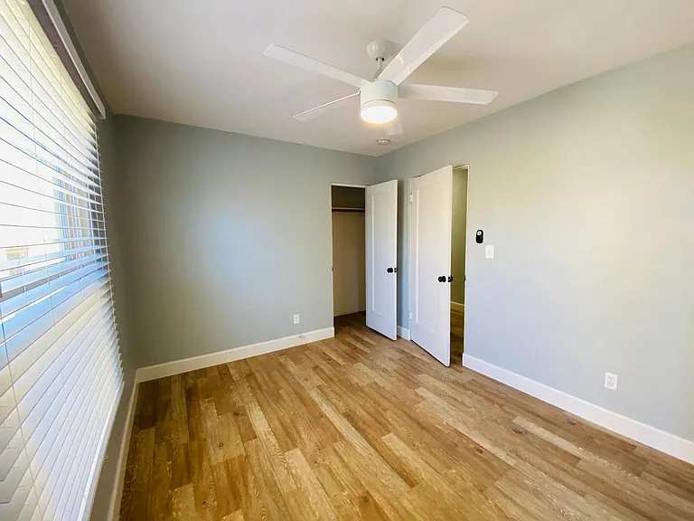 2315 Lincoln Ave — Photo 13
