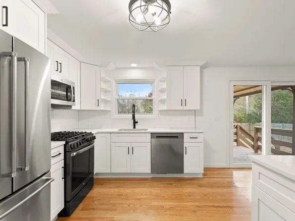 163 Hayward St Unit 163, Bridgewater, MA 02324
