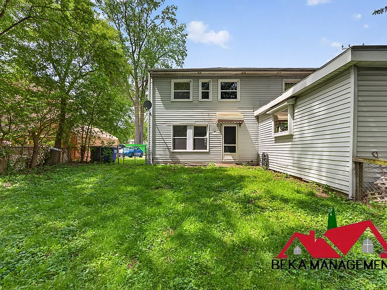 2264 Delton Ct — Photo 19