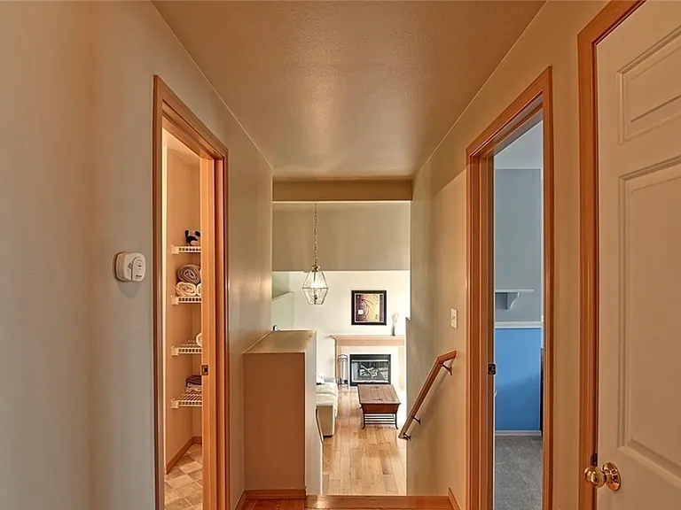 31st Ave SE — Photo 8