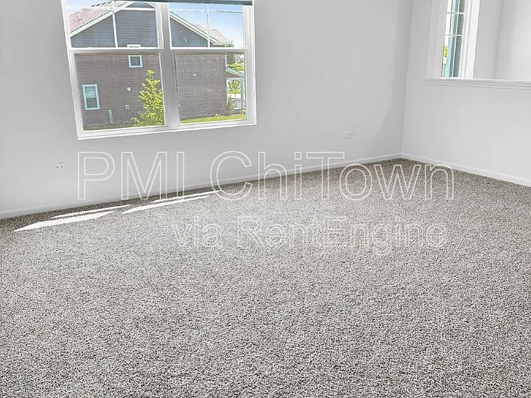 765 Kentshire Cir — Photo 15