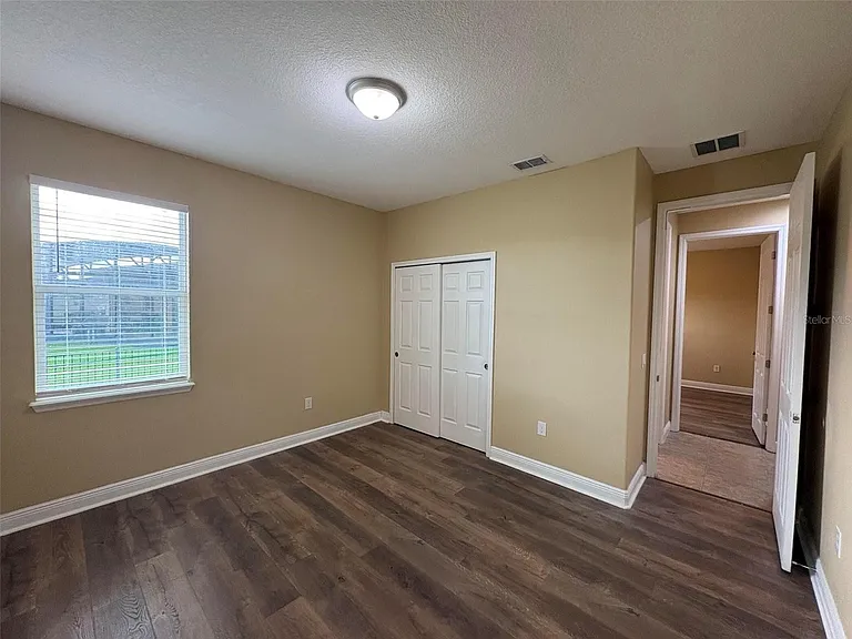 3700 Paradiso Cir — Photo 27