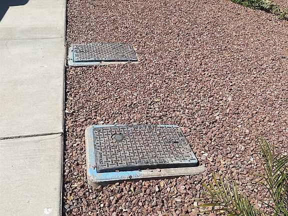 5th image of 569 S 15th Ave
