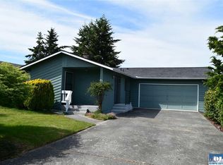 518 E Fir St, Sequim, WA 98382