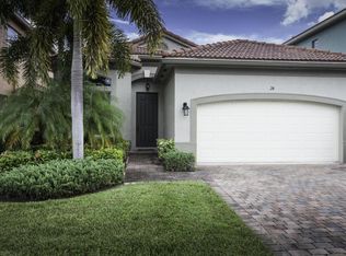 24 Country Lake Cir, Boynton Beach, FL 33436