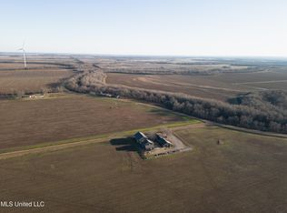 1640 Rowe Rd, Dundee, MS 38626