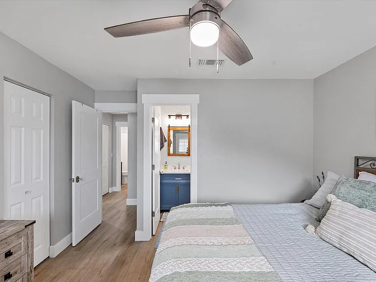 201 Airport Ave E #722 — Photo 18